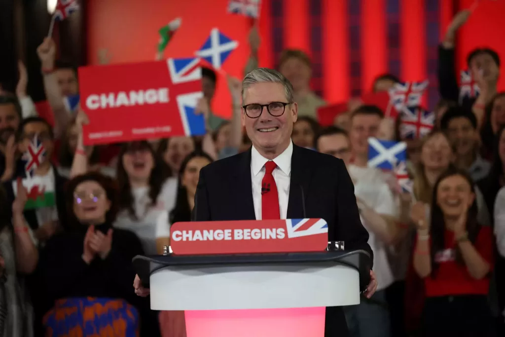 Μεγάλος θριαμβευτής των βρετανικών εκλογών ο Κιρ Στάρμερ