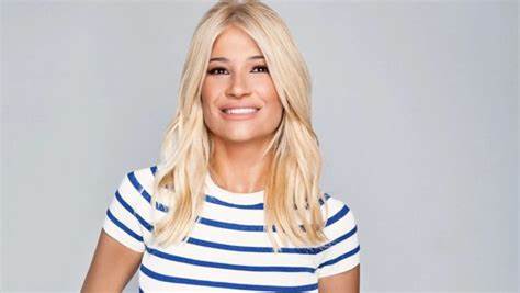 Δηλώνει μόνη η Φαίη Σκορδά (ΒΙΝΤΕΟ)