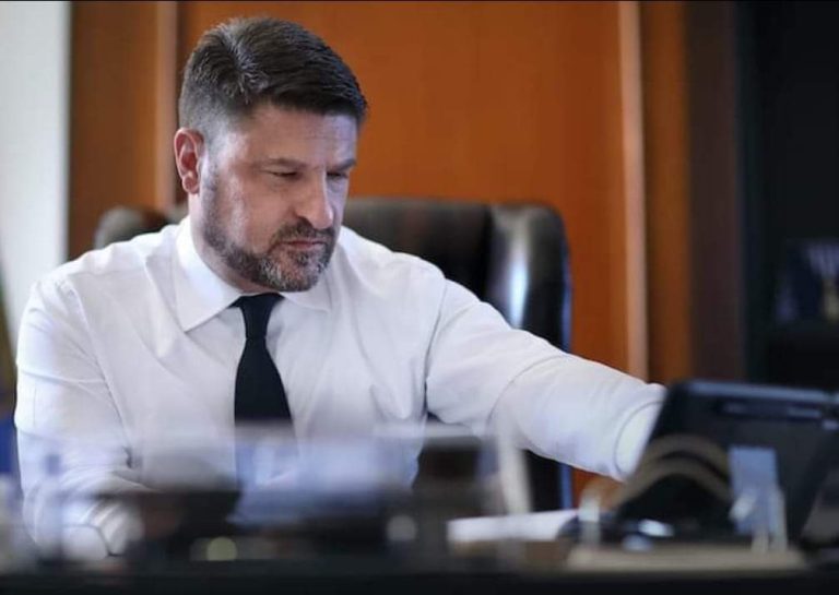 Το προσωπικό στοίχημα του Χαρδαλιά για την περιφέρεια και τα ταξίδια