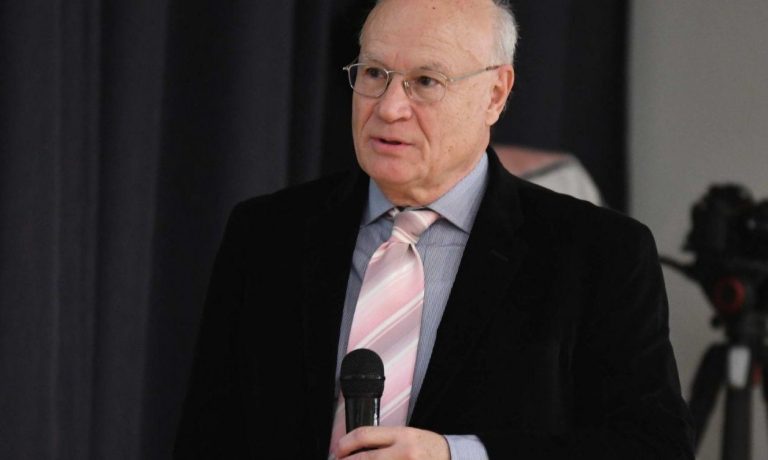 Παπαδόπουλος για σεισμούς σε Κρήτη και Ρόδο: Είμαστε σε σεισμική έξαρση