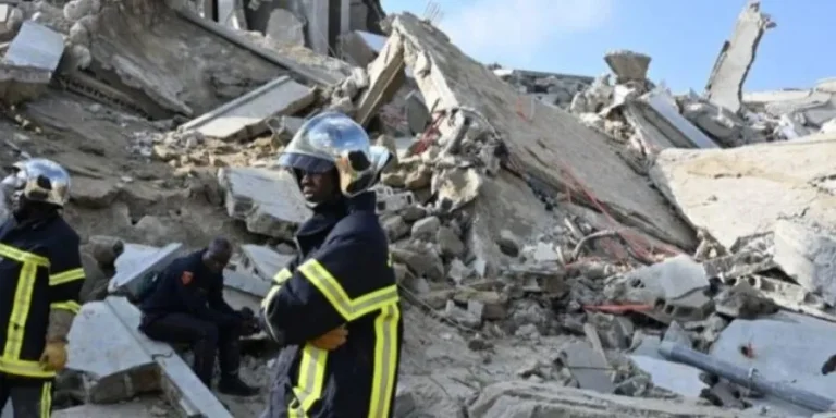 Οκτώ νεκροί από κατάρρευση υπό κατασκευή τεμένους στην Ακτή Ελεφαντοστού