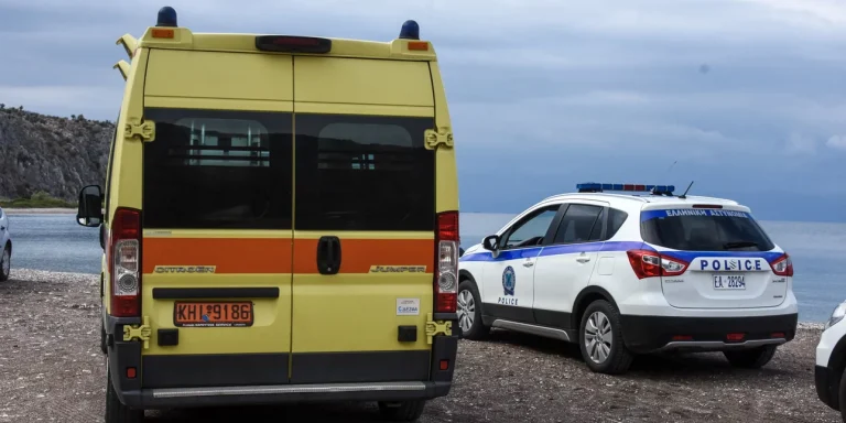 Φορτηγό σκότωσε 57χρονο ναυτικό μέσα σε πλοίο στο Άγιο Όρος