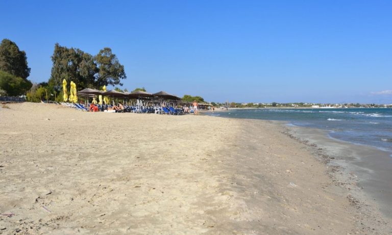 Αρτέμιδα: Συμμορία ανηλίκων έκλεβε επί τρεις μήνες σακίδια από λουόμενους