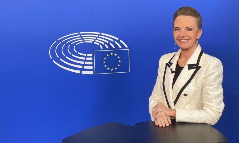 Η συγγνώμη της Ελίζας Βόζεμπεργκ στον Μίλτο Τεντόγλου