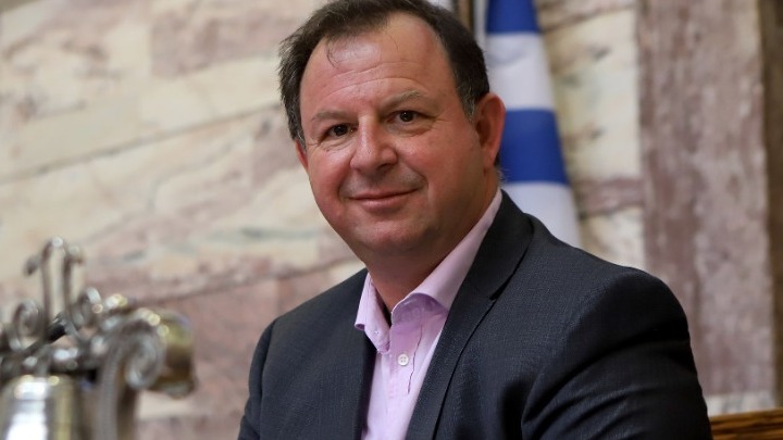 Ξεροκέφαλοι…