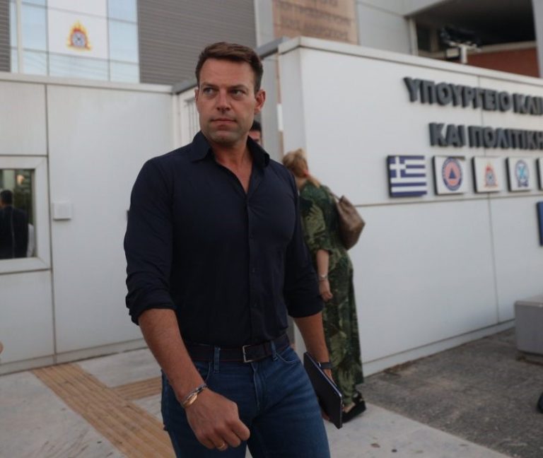 Το «σόου» του Στέφανου Κασσελάκη στον τόπο της τραγωδίας