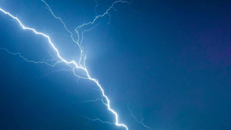 Νύχτα αγωνίας για την κακοκαιρία στη δυτική Ελλάδα