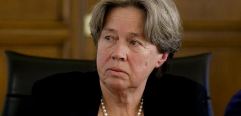 Παραπομπή της Αθηνάς Λινού στην Επιτροπή Δεοντολογίας ζητούν 184 στελέχη του ΣΥΡΙΖΑ