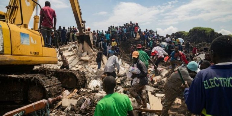 Οκτώ άνθρωποι σκοτώθηκαν από κατολίσθηση σε χωματερή στην Ουγκάντα Καμπάλα