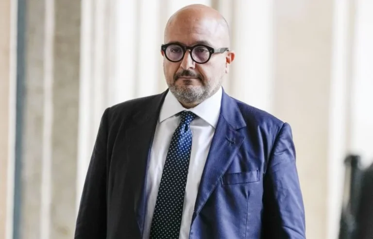 Παραιτήθηκε ο υπουργός Πολιτισμού της Ιταλίας! Ποιος αναλαμβάνει