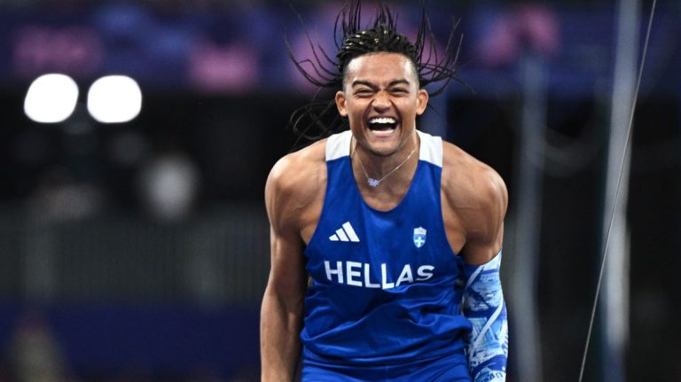 Ταξιτζής στο Μπαλί αναγνώρισε τον Εμμανουήλ Καραλή! Πώς αντέδρασε (PHOTO)