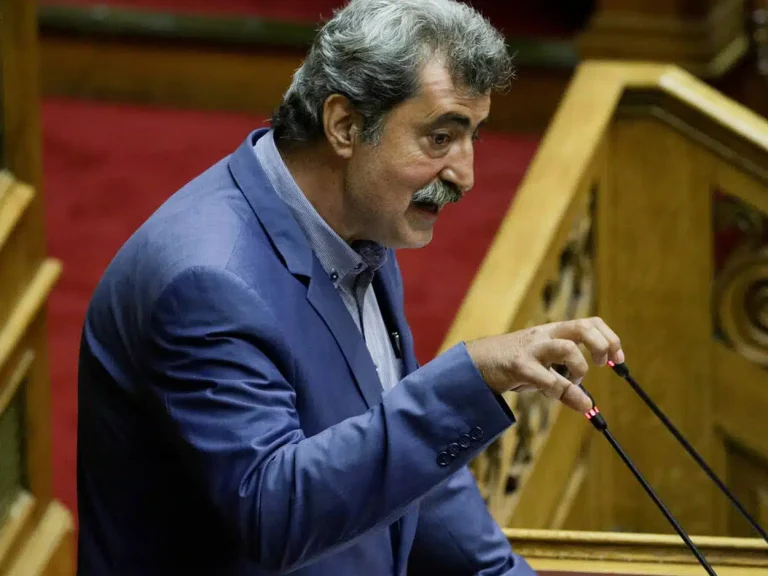 Οι 6 προτάσεις του Πολάκη για να ξεκινήσει από την αρχή ο ΣΥΡΙΖΑ
