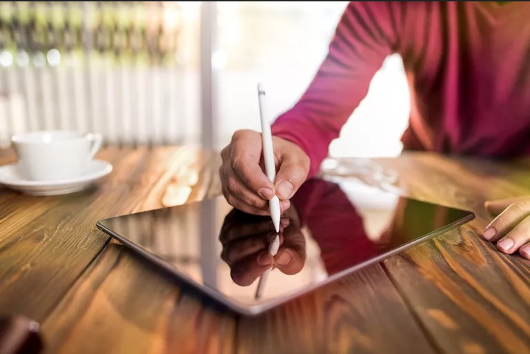 Ψηφιακή υπογραφή: Σε λειτουργία η εξ αποστάσεως ταυτοποίηση