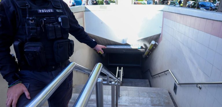 Συναγερμός στις Αρχές: Απειλητικό mail για βόμβες σε κεντρικά σημεία της Αθήνας και στο Μετρό