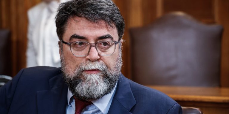 Οικονόμου: Πιο εντατική και πιο σταθερή η προσπάθεια στην αντιμετώπιση της εισιτηριοδιαφυγής