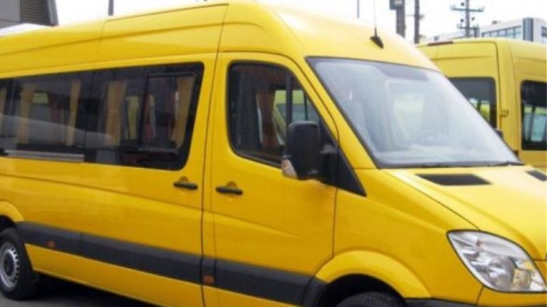 Οδηγός σχολικού λεωφορείου οδηγούσε χωρίς δίπλωμα!