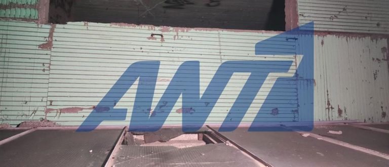 Χαροπαλεύει 14χρονος που έπεσε από τον τέταρτο στην Θεσσαλονίκη