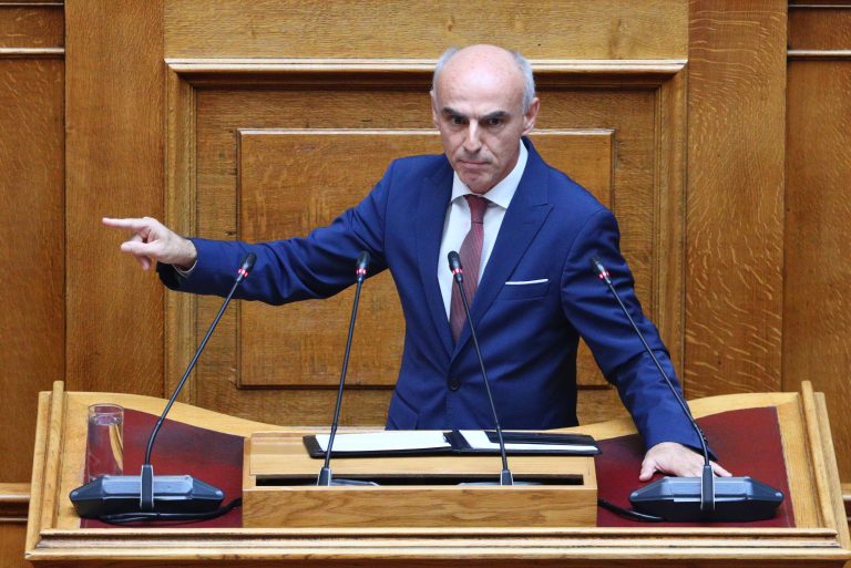 Η… μισή παραίτηση του Γιώργου Γαβρήλου