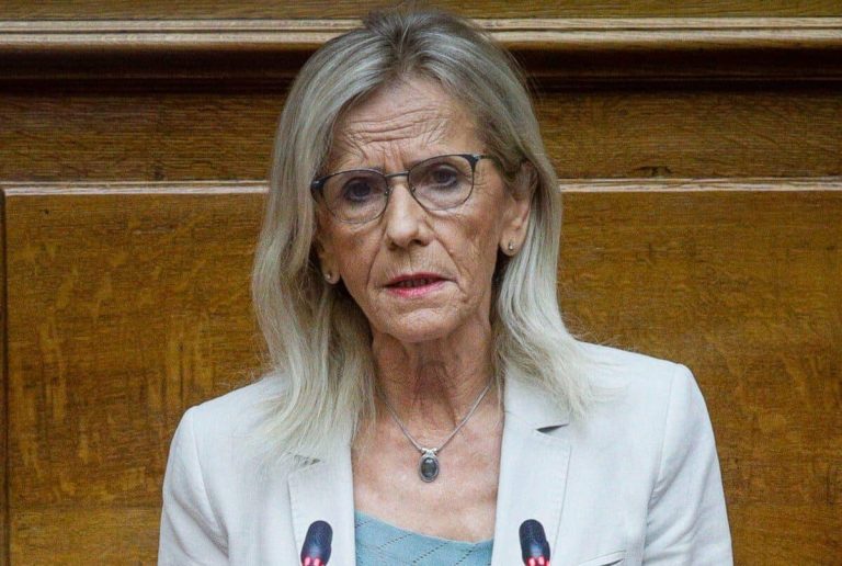 Τη Δευτέρα ανεξαρτητοποιείται από το ΣΥΡΙΖΑ η Πούλου