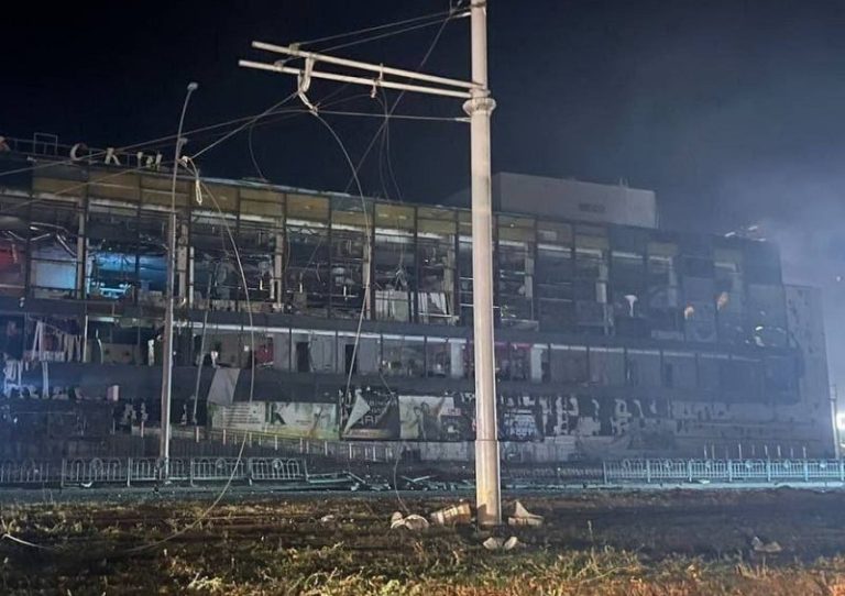 Τρεις νεκροί από ρωσική επίθεση στην περιοχή του Χαρκόβου στην Ουκρανία