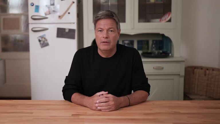 Ο Χάμπεκ πήρε το «πράσινο» χρίσμα για την Καγκελαρία