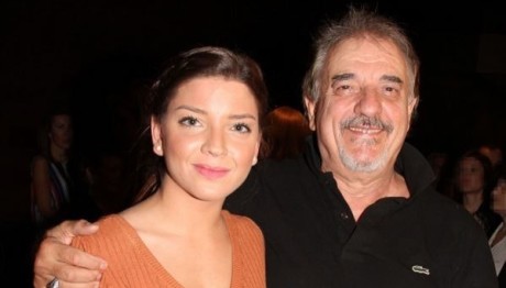 Συγκλονίζουν τα λόγια της κόρης του Μητρούση για το τροχαίο του (video)