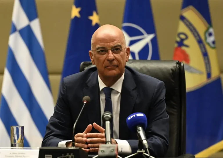 Nίκος Δένδιας