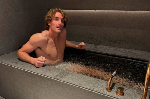 Η ανάρτηση – σπόντα Τσιτσιπά στους γονείς του! (photo+video)