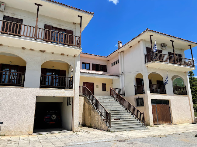 Έφοδος των Εσωτερικών υποθέσεων στο Δασαρχείο Πολυγύρου!