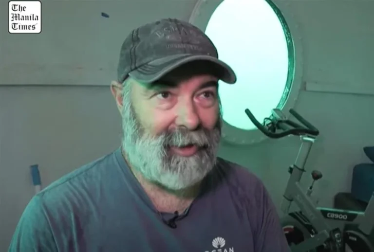 Ένας Γερμανός έσπασε το παγκόσμιο ρεκόρ διαβίωσης κάτω από το νερό (VIDEO)