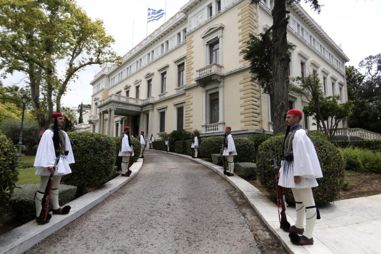 Τι «παίζει» με την πρωθυπουργία και την Προεδρία της Δημοκρατίας; (video)