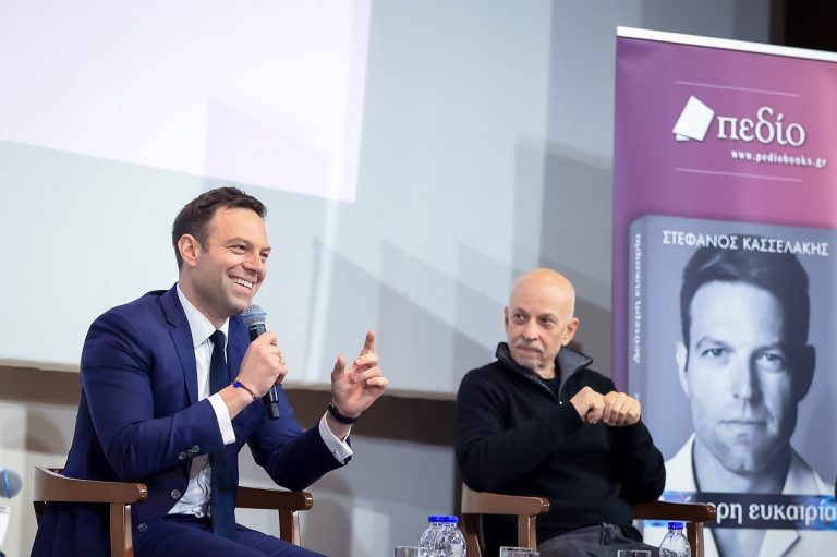 «Δεύτερη ευκαιρία» ζήτησε ο Στέφανος Κασσελάκης από το Πολεμικό Μουσείο (photos)