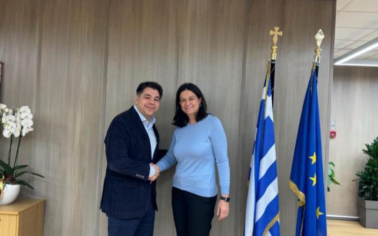 Νίκη Κεραμέως