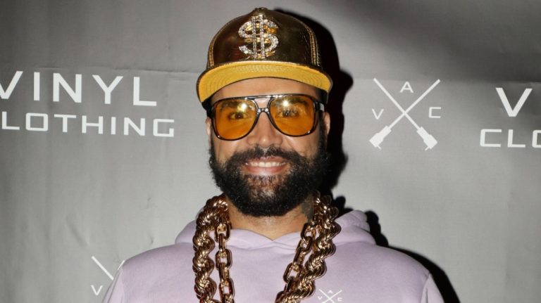 Ο Κονδυλάτος υποστηρίζει πως η γυναίκα πρέπει να παίρνει έγκριση από τον άντρα για την έκτρωση! (video)