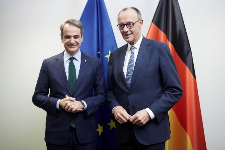 Τηλεφωνική επικοινωνία Μητσοτάκη και Μερτς