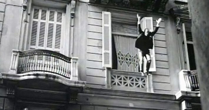 «Μακρυκωσταίοι και Κοντογιώργηδες»: Το «άλμα θανάτου» Ηλιόπουλου- Χατζηχρήστου χωρίς κασκαντέρ (video)