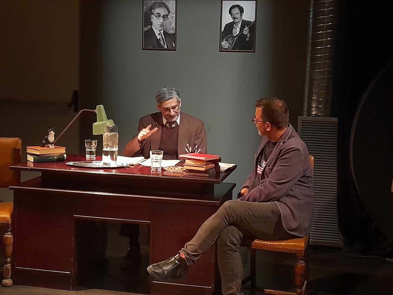 «Ντίνος Χριστιανόπουλος – Το Ταγκαλάκι» έρχεται στη Λάρισα