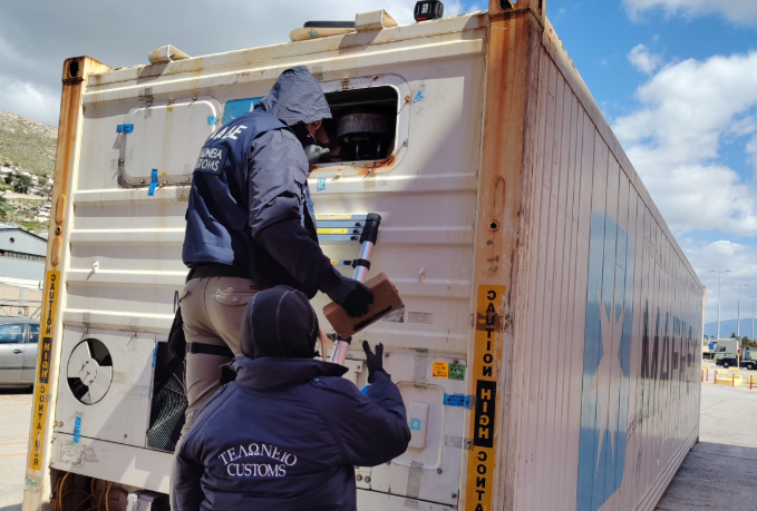 Κοκαΐνη αξίας 5,9 εκατ. ευρώ στο λιμάνι του Πειραιά