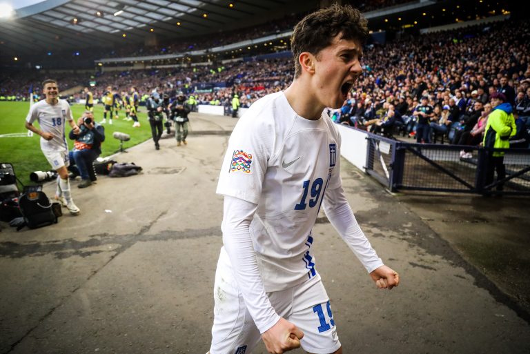 Η πρώτη ανάρτηση του εθνικού μας… πιτσιρικά μετά την άλωση της Γλασκώβης!