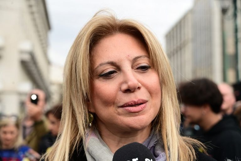 Ο Σύλλογος Συγγενών Θυμάτων των Τεμπών διαχωρίζει τη θέση του από την Καρυστιανού (photo)