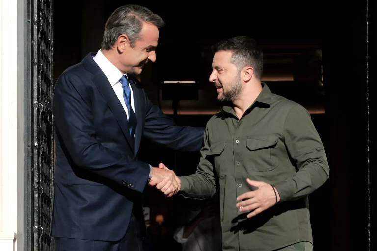 «Τρίτος άνθρωπος» στη σχέση Μητσοτάκη-Τραμπ ο Ζελένσκι