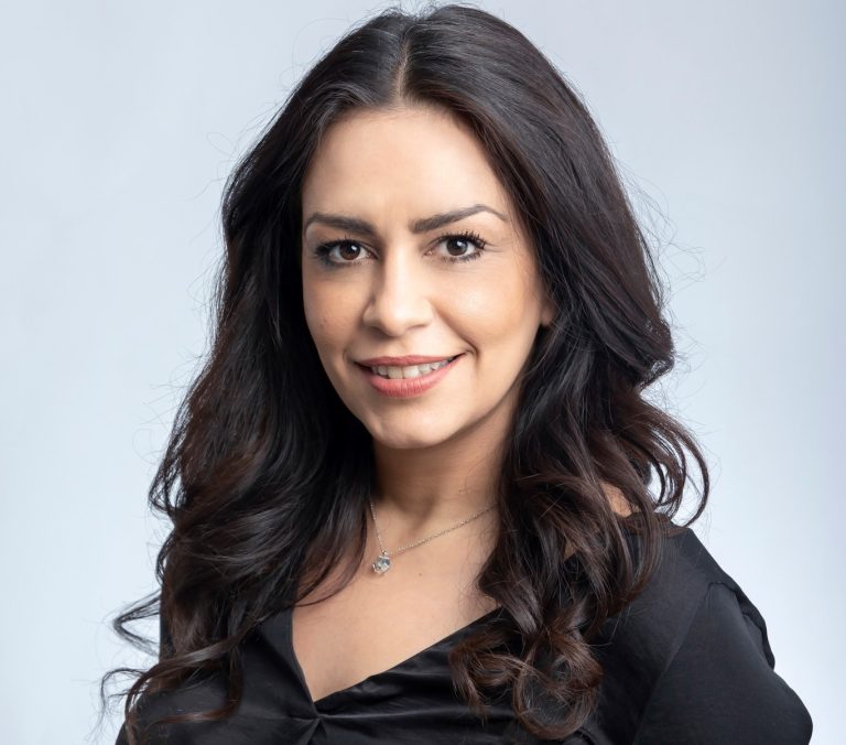 Το κόμμα είναι σύγχρονο και αντισυστημικό