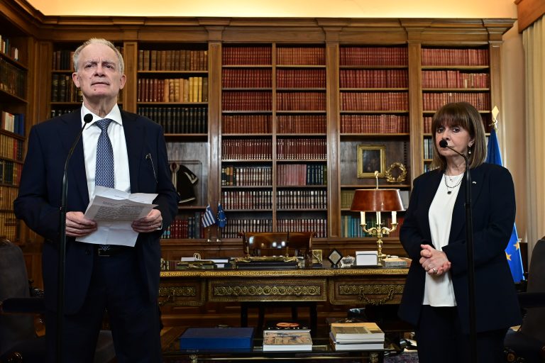 Ορκίστηκε ο νέος ΠτΔ Κ. Τασούλας – Ώρα μεγάλης ευθύνης για μένα (photo)