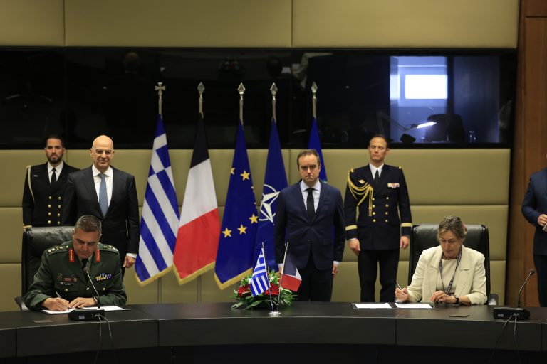 Έπεσαν οι υπογραφές για 16 γαλλικούς πυραύλους Exocet στην Ελλάδα