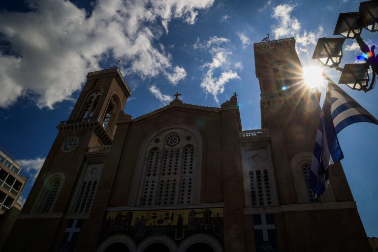 Με τι καιρό θα κάνουμε Ανάσταση, θα σουβλίσουμε και θα… γυρίσουμε από το χωριό (VIDEO)
