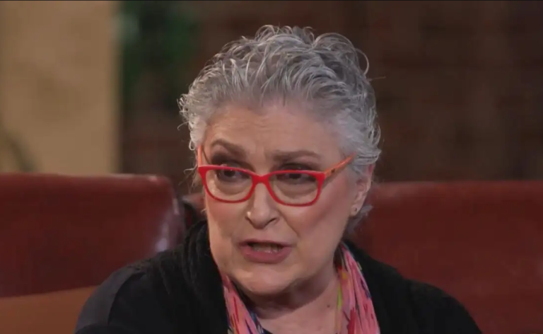 Αφροδίτη Μάνου: «Η αριστερά αποφάσισε να λανσάρει την μπούρκα για το καλοκαίρι»