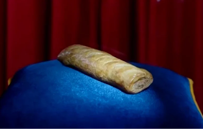 Η «λουκανικόπιτα» που έχει δική της κέρινη φιγούρα στο Μαντάμ Τισό! (photo)