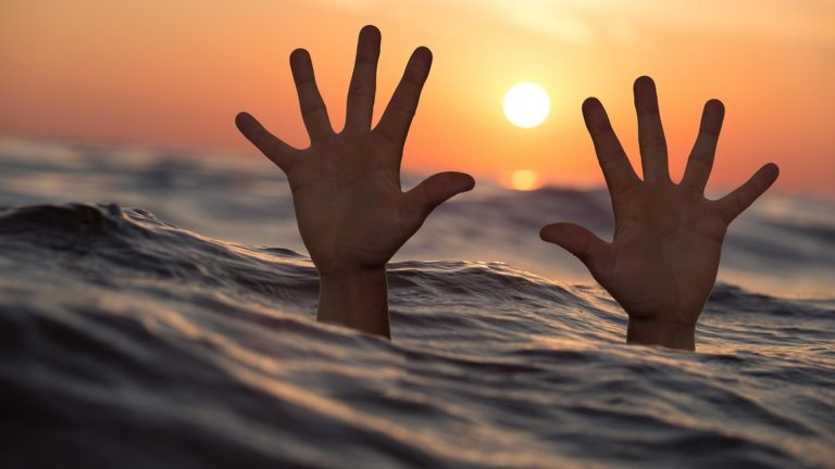 Ηρωίδα ετών… 10! Βούτηξε στο ποτάμι να σώσει τον πατέρα της που πνιγόταν!