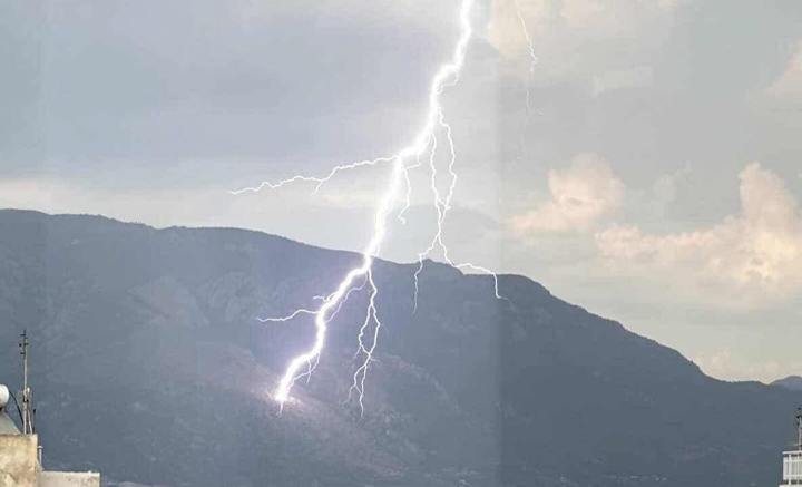 Εντυπωσιακό θέαμα της φύσης! (PHOTO)