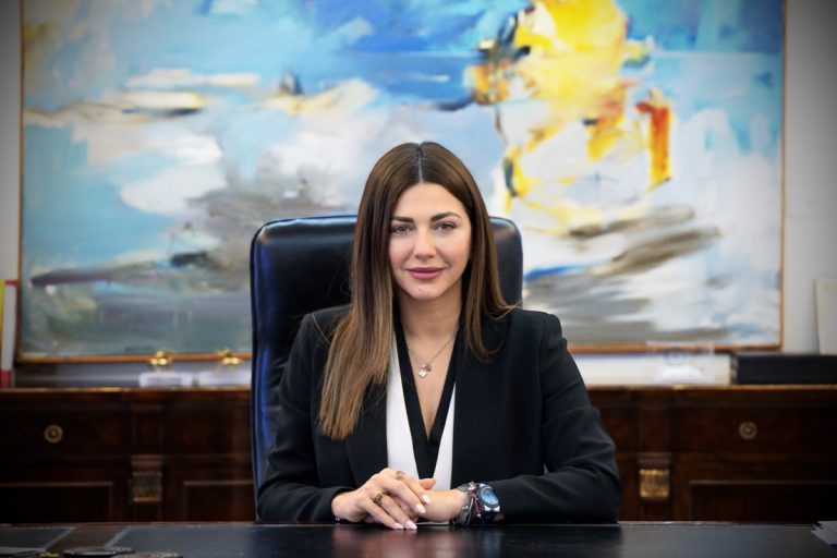 Στην ενθρόνιση του νέου Αρχιεπισκόπου Σινά θα παραστεί η Σ. Ζαχαράκη